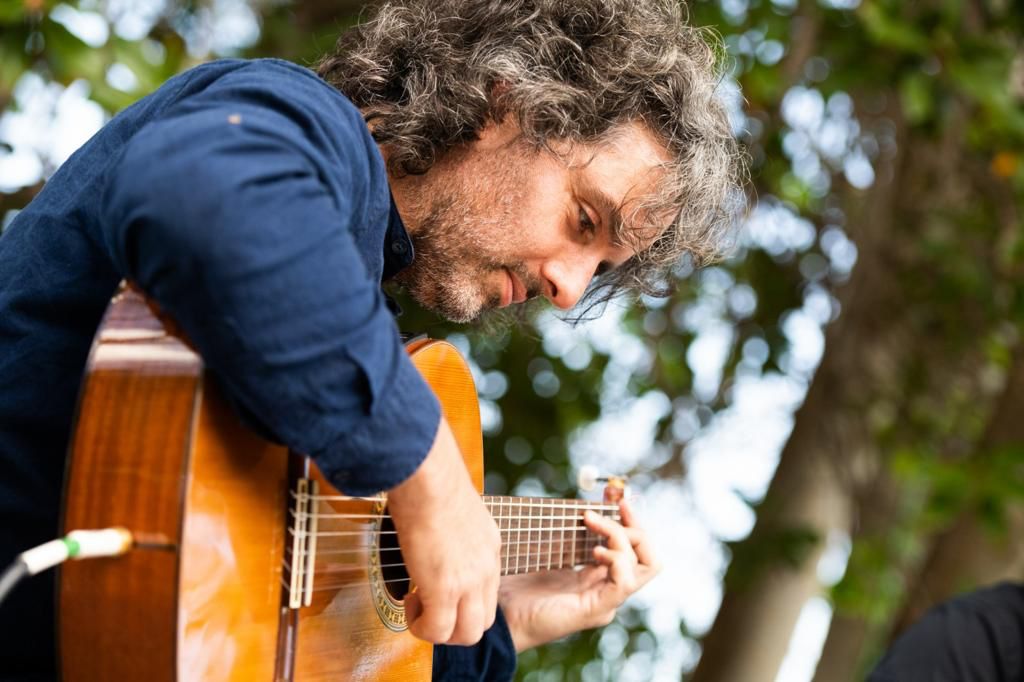 El músico Misael Jordán Hernández abre el IV Encuentro de Creadores Guienses