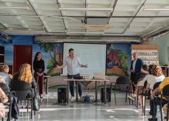 La Concejalía de Vivienda presenta a los vecinos el proyecto de rehabilitación de las 106 viviendas del Castillo  del Romeral