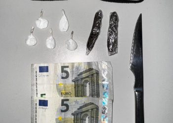 La Policía Local de Mogán detiene a un hombre por venta de drogas al menudeo y a otro por hurto