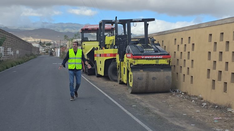 Vías y Obras de Telde reanuda el Plan de Asfaltado en el camino Jerez-Las Huesas