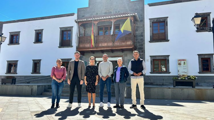 El PSOE impulsa la incorporación de camas elevables en el sector alojativo