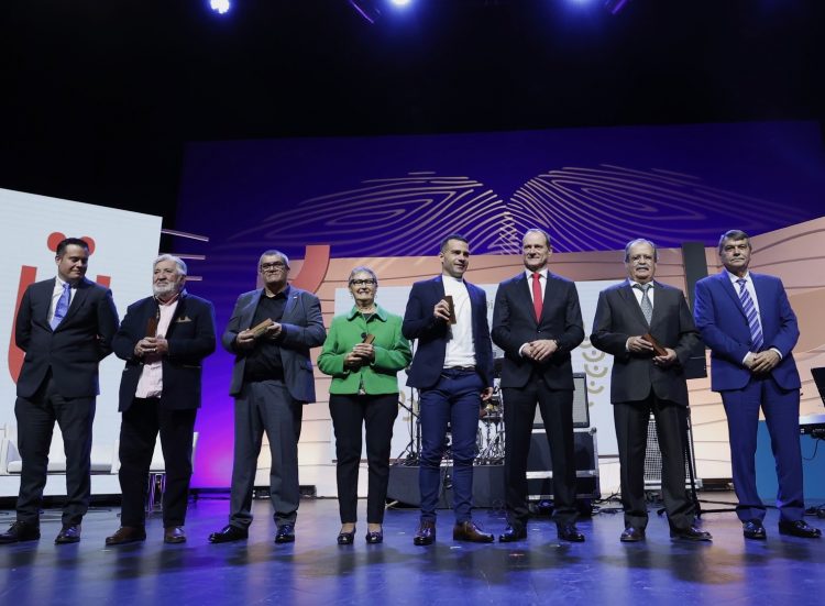 Agüimes concede la Espiga de Oro a cinco personas y entidades del municipio