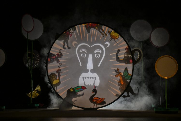 ‘El Carnaval Animal’, un espectáculo familiar de teatro de sombras y música en vivo