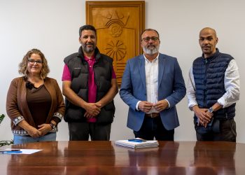 El alcalde Francisco García  reitera el apoyo municipal al pueblo saharaui