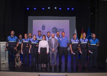 Mogán da la bienvenida a 10 agentes de la Policía Local y presenta la Unidad Canina