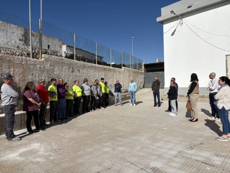El PFAE Aguaiza culmina la rehabilitación de la antigua Escuela José Serrano en Carrizal