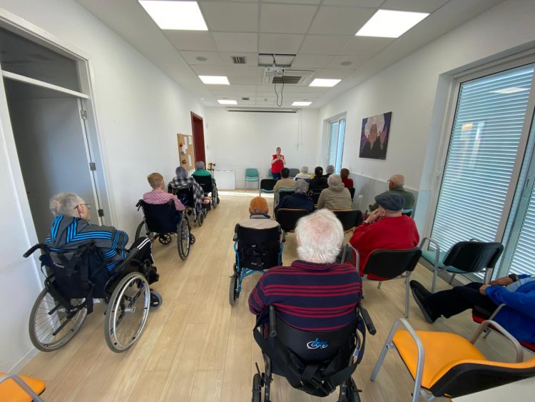 Taller de Atención y Memoria en el Centro de Estancia Diurna de Ingenio