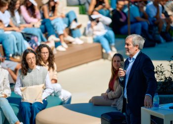 Clavijo aboga por duplicar esfuerzos para “retener el talento y blindar la Canarias del Conocimiento”