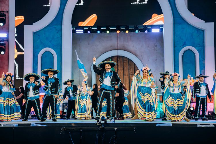 Alegría y diversión en La Gala Sin Barreras del Carnaval Internacional de Maspalomas 2025