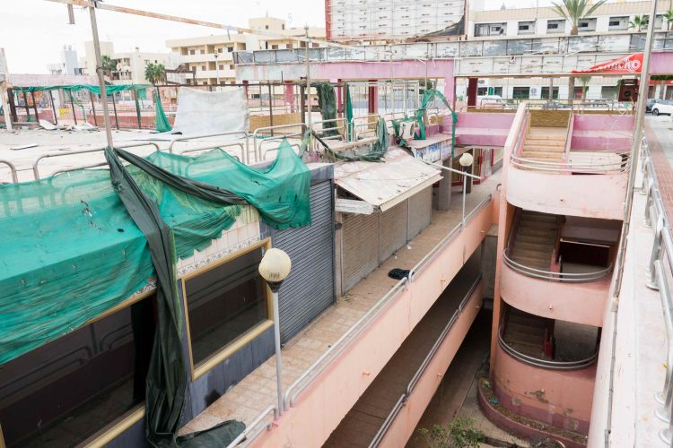 Urbanismo ratifica la orden de demolición del Centro Comercial Metro tras desestimar el recurso de los propietarios