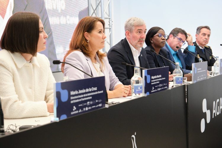 Canarias lanza desde Fuerteventura un proyecto piloto pionero para “salvar vidas y monitorizar los flujos migratorios” en la Ruta Atlántica