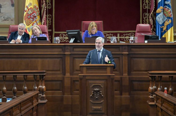 Clavijo: “Con unidad es posible contar con una Ley de Residencia que controle el crecimiento de población”