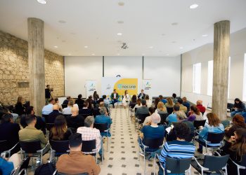 Coalición Canaria Gran Canaria abre el debate sobre el crecimiento demográfico de las islas con un análisis de expertos