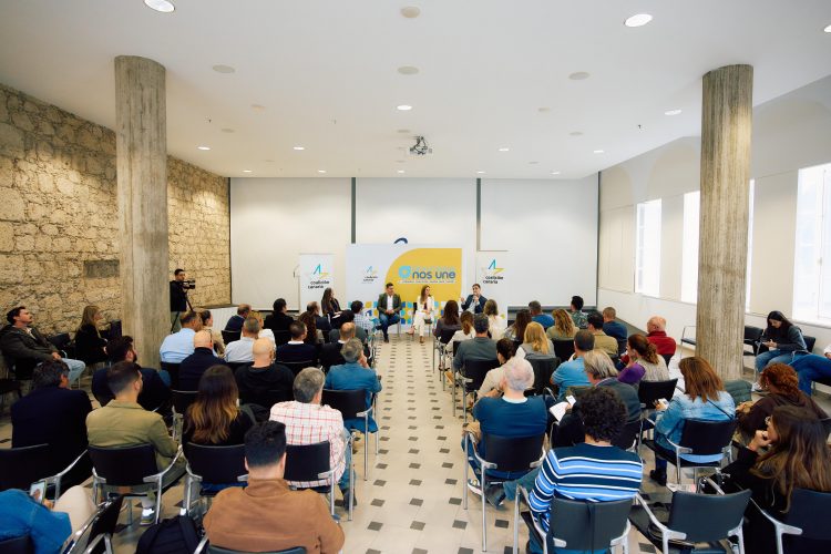 Coalición Canaria Gran Canaria abre el debate sobre el crecimiento demográfico de las islas con un análisis de expertos