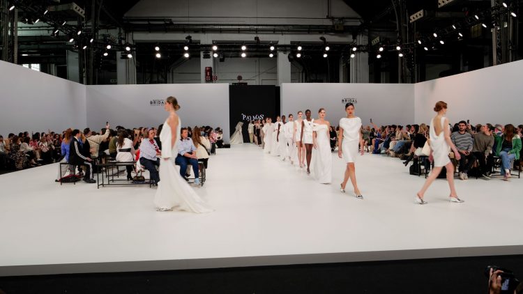 Canarias deslumbra en Barcelona entre los grandes diseñadores de la moda nupcial