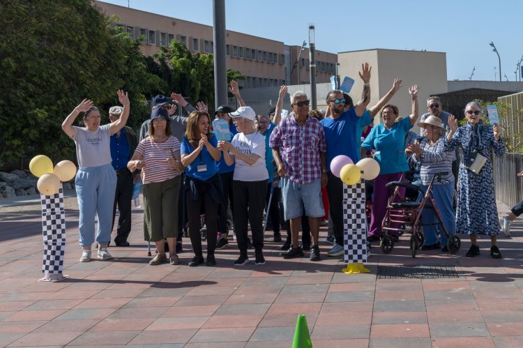 Los mayores del Centro para la Autonomía Personal de Mogán celebran el Día Mundial de la Salud