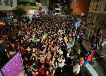 El Carnaval de Carrizal llena las calles de alegría, ritmo y color