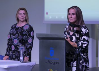 Reyes Martel y la importancia de educar en las IV Jornadas de Educación de Mogán
