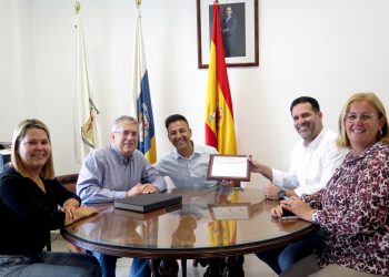 Élite Real State gana el I Concurso de Decoración Navideña de Rotondas
