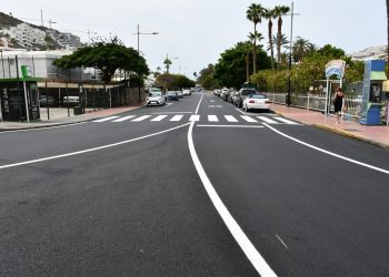 Interceptado por la Policía Local de Mogán conduciendo sin carnet, bajo los efectos de las drogas y con un cuchillo de 40 centímetros