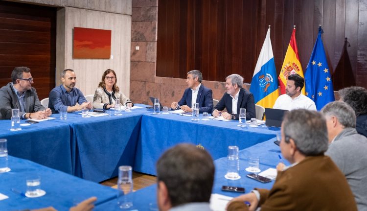 Las Organizaciones Profesionales Agrarias manifiestan al Gobierno de Canarias su respaldo al proyecto del plátano