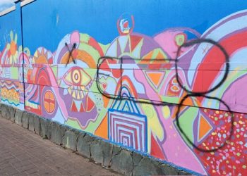 SBT denuncia un atentado contra el mural ‘La fuerza femenina’
