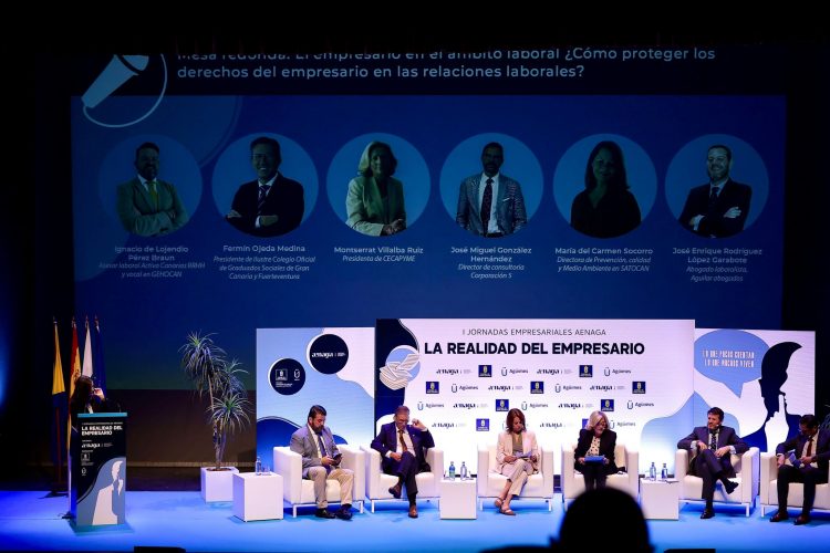 La Jornada Empresarial Aenaga pone de relieve la realidad del emprendedor en el municipio