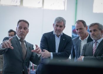 Clavijo destaca las “oportunidades” que se abren para Canarias con el impulso de sectores como el aeroespacial