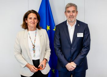 Clavijo traslada a Ribera las demandas canarias en materia de transporte, energía, agricultura y vivienda