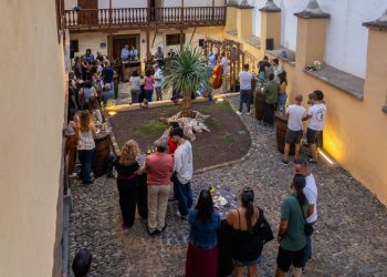 ‘Joyas Enológicas’ arrancó anoche con ‘Vino y Museo’, una cata comentada con actuación musical