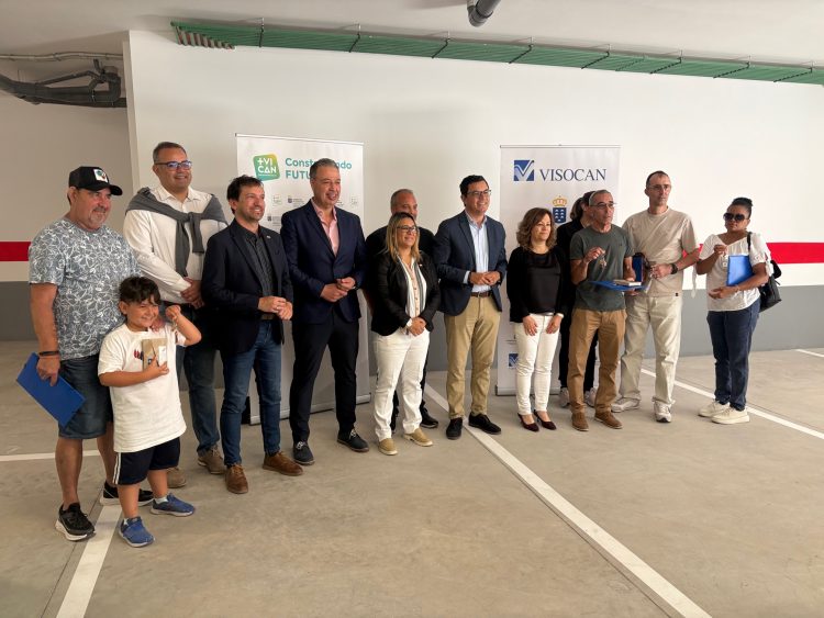 El Gobierno de Canarias avanza en su compromiso con la vivienda con la entrega de 9 inmuebles protegidos en Ingenio