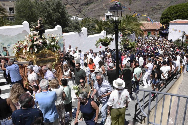 Más de mil personas cantan a San Antonio ‘El Chico’ en Mogán