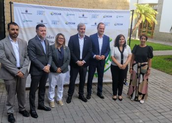 Los municipios ratifican en Agüimes su compromiso con la Agenda Canaria 2030