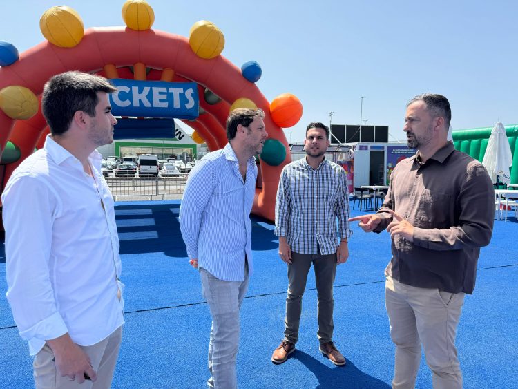 Telde acoge el parque hinchable más grande del mundo en el parque comercial de La Mareta