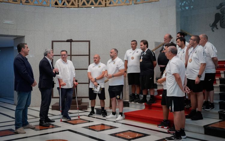 El Gobierno de Canarias celebra el triunfo del Interisleta Baloncesto en el Campeonato de España FEDDI