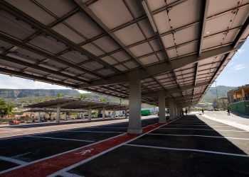 Gáldar capta una subvención de 605.115 euros para la instalación de marquesinas fotovoltaicas en el aparcamiento del cementerio