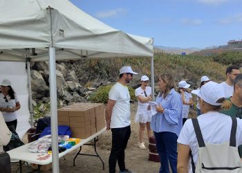 Telde celebra el Día Mundial de los Océanos con una jornada de limpieza en Bocabarranco