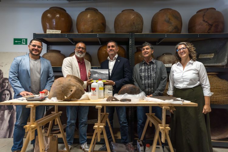 El Gobierno canario y el Cabildo apoyan que La Fortaleza sea declarado Parque Arqueológico esta legislatura