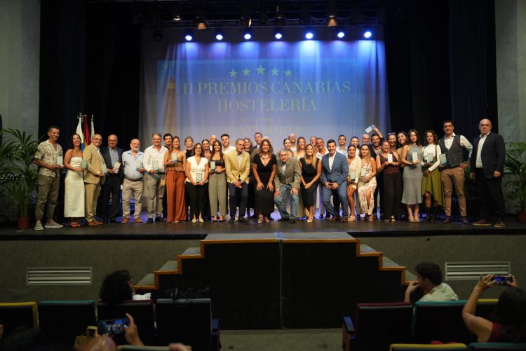 Premio a quienes “ponen el corazón en la hostelería” en una emotiva gala en honor a Santa Marta