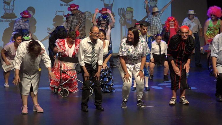 Las estrellas de la canción de los centros ocupacionales actúan este viernes en el teatro Víctor Jara