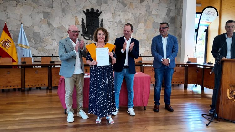 La ULPGC entrega el Diploma de Estudios Africanos a 52 personas de Agüimes