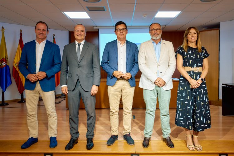 El Gobierno de Canarias y el Cabildo de Gran Canaria formalizan la entrega de los enlaces y vías de servicio entre Santa Lucía de Tirajana y Agüimes