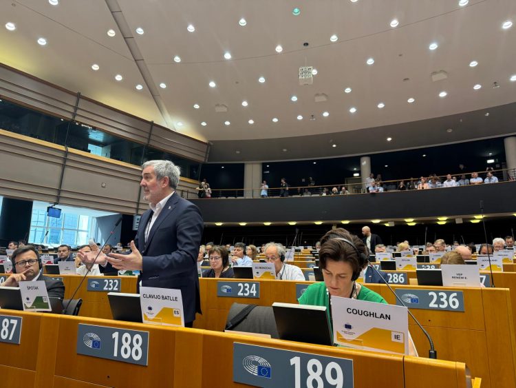 Clavijo solicita a Von der Leyen que blinde los fondos directos a las RUP para evitar que dependan del Estado