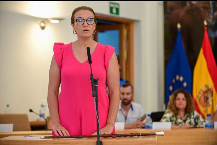 NUEVA CANARIAS-SANTA LUCÍA RECHAZA LA DESTITUCIÓN DE YAIZA PÉREZ ÁLVAREZ CONCEJALA DE NC-BC COMO LA PORTAVOZ DEL GRUPO MUNICIPAL