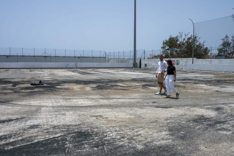 En marcha la sustitución del césped y sistema de riego del campo de fútbol de Arguineguín