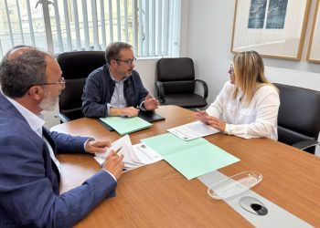 El Cabildo firma un convenio con Ingenio y Santa Lucía para impulsar las energías limpias y las comunidades energéticas locales