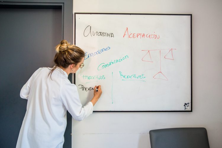 El CELP reivindica el papel de la enfermería en el cuidado de la salud mental