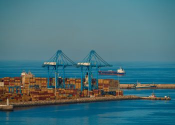 El tráfico portuario en los Puertos de Las Palmas crece un 16,5% en mercancías y supera los 2 millones de pasajeros en 2025