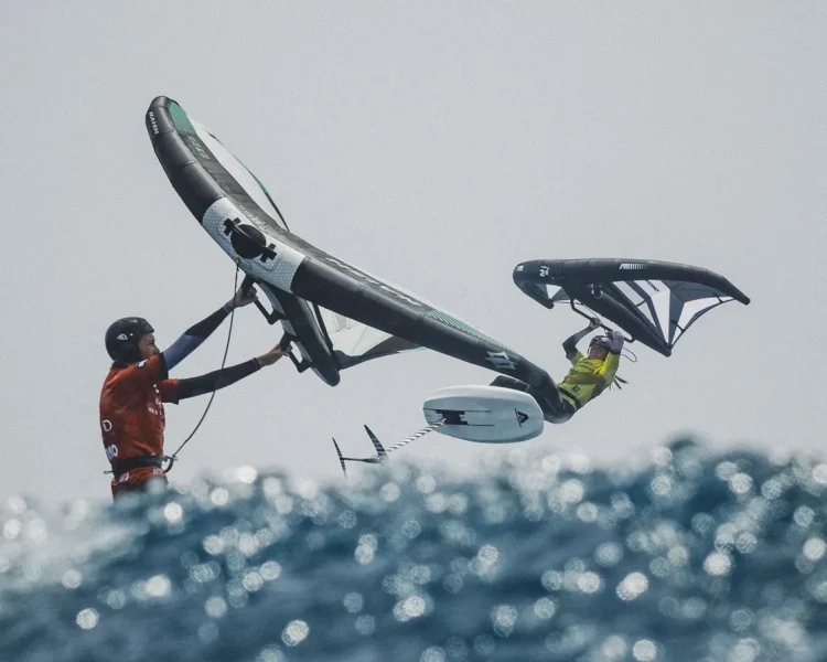 Mar de Arce desafía el reinado de Nía Suardíaz en el Mundial de Wingfoil de Gran Canaria