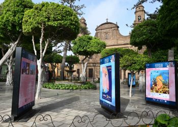 La Plaza de Santiago muestra hasta el 9 de septiembre los fondos de Sardina con una exposición colectiva sobre los once años de historia del FotoSub